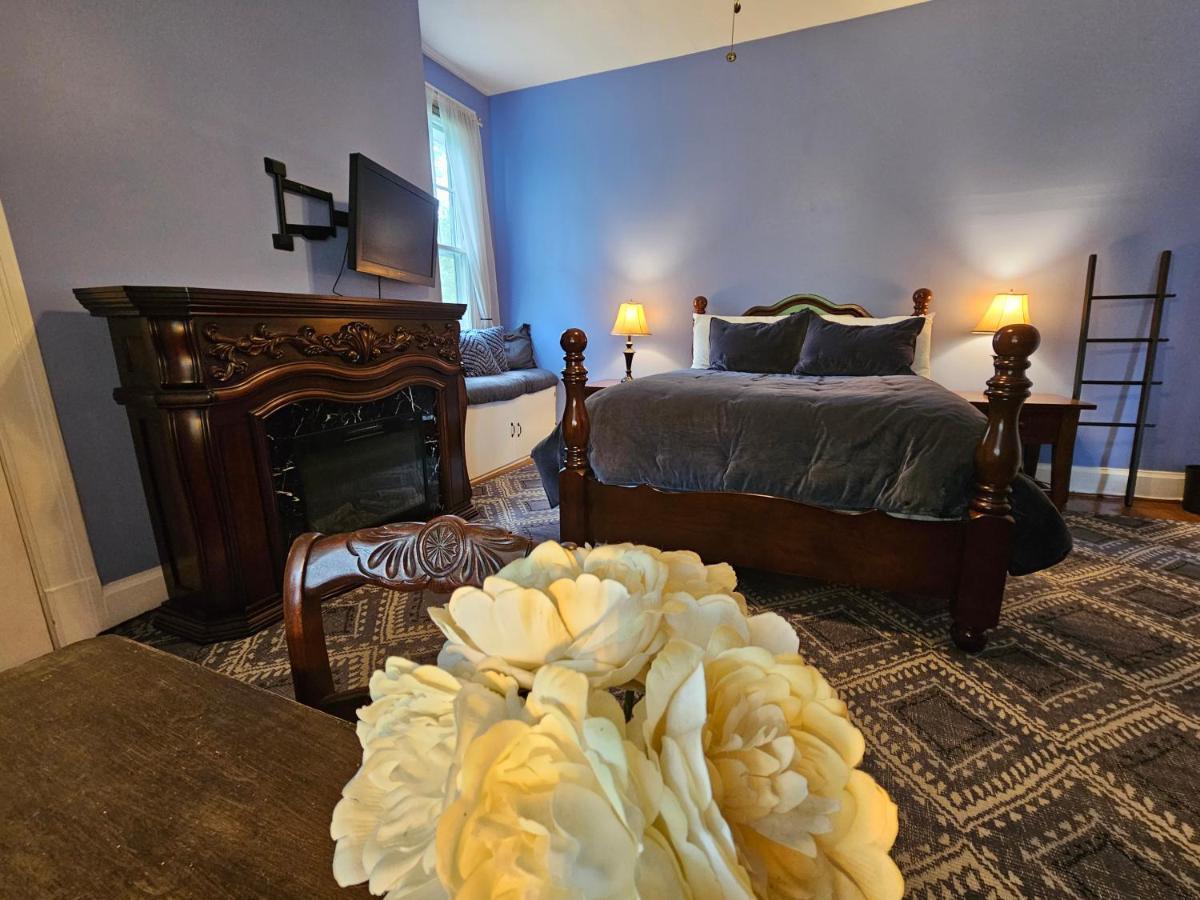Winridge Manor Bed and Breakfast Madison Heights Rum bild